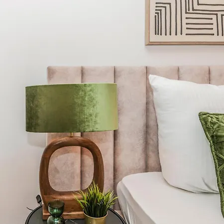 Luxus-Apartment Zentral 3 Sz, Platz Fuer 6 * Köln