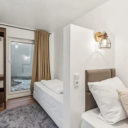 Luxus-apartment Zentral 3 Sz, Platz Fuer 6 Apartment
