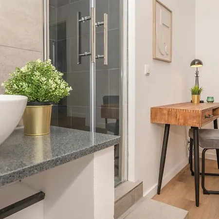 Διαμέρισμα Luxus-apartment Zentral 3 Sz, Platz Fuer 6