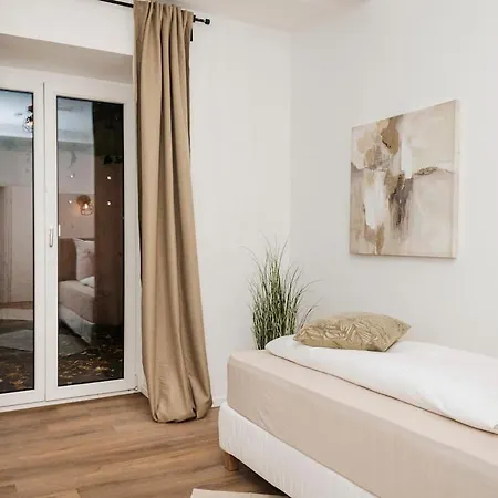 Luxus-apartment Zentral 3 Sz, Platz Fuer 6 *