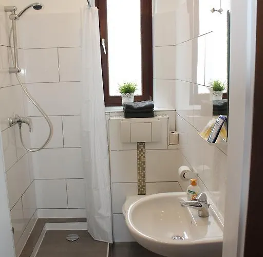 B49 - & Messe Apartman *